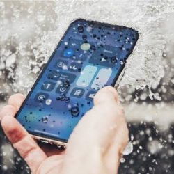 iPhone XR in extreme weather condition