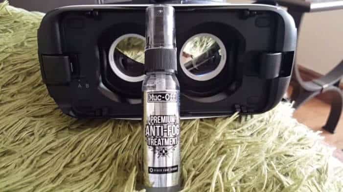 Clean Oculus Lenses
