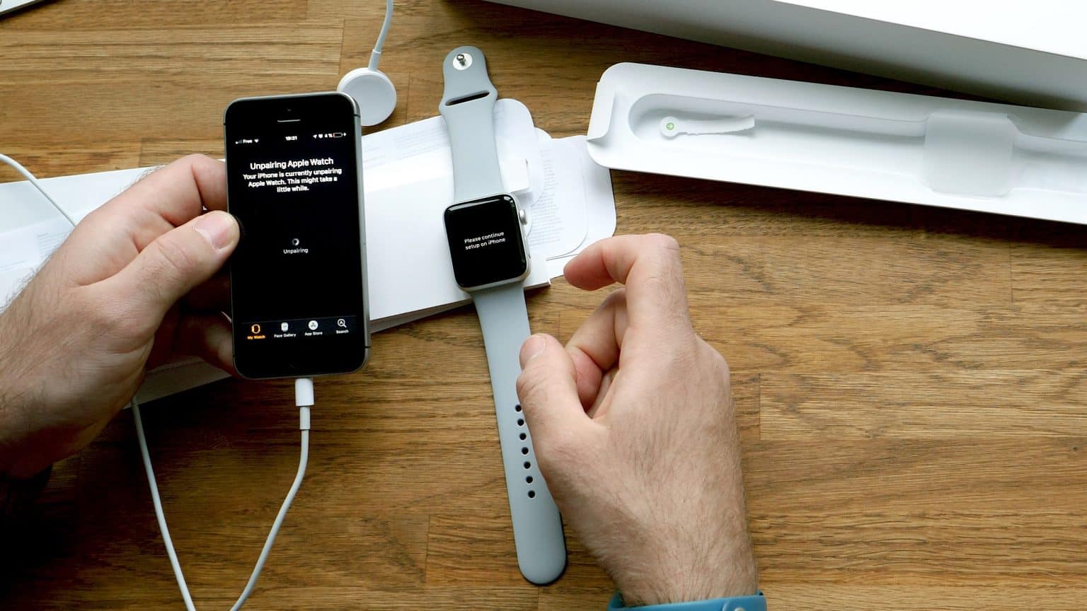 how to unpair Apple Watch from iPhone